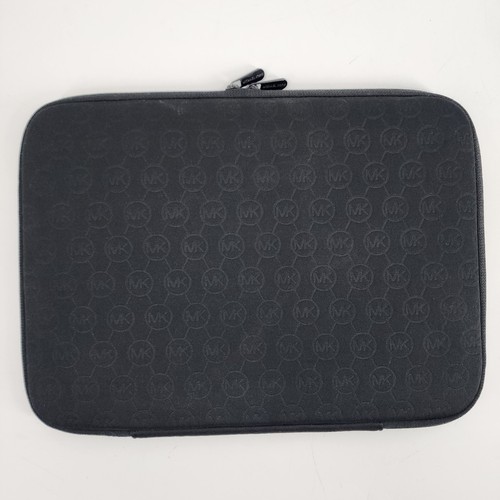 Michael Kors Laptop Case Neoprene Black Signature Embossed Zip Around Padded - 第 2/15 張圖片