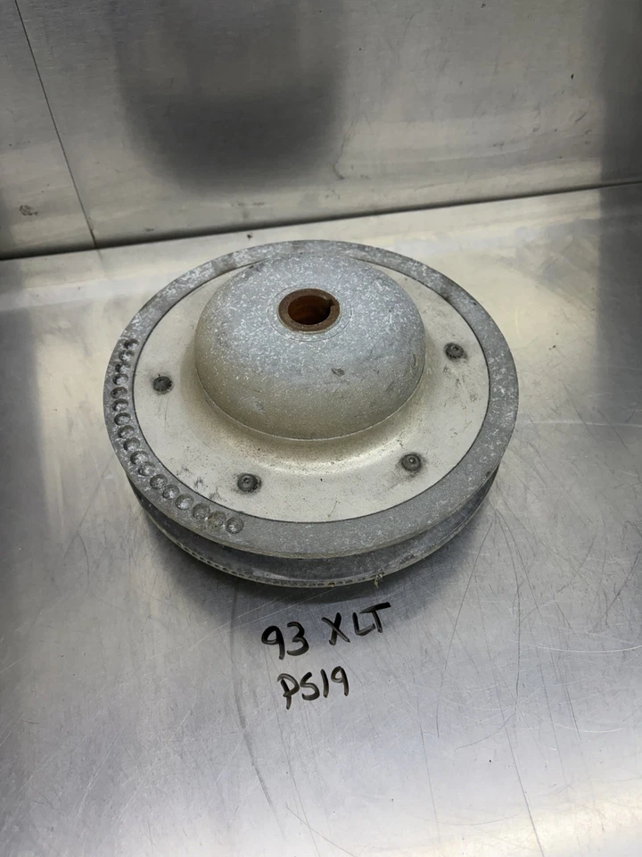 93 94 95 96 97 98 99 Polaris Indy Trail SKS XLT 600 Secondary Belt Drive Clutch - Image 2 of 4