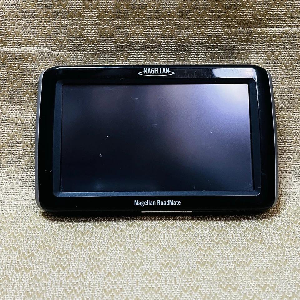Magellan RoadMate 3055T-LM Automotive GPS Untested For Parts Only - Image 2 of 4