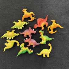 Vintage Dinosaurs Plastic Dinosaur Figures - Unbranded Made In CHINA Lot Of 11