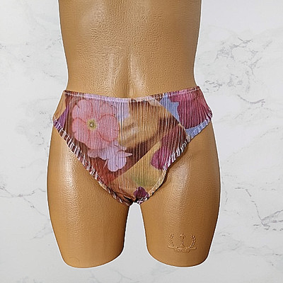 La Perla Luxus String, Tanga Plissee Gr. 38 Blumenmuster aus Sylter Boutique Neu