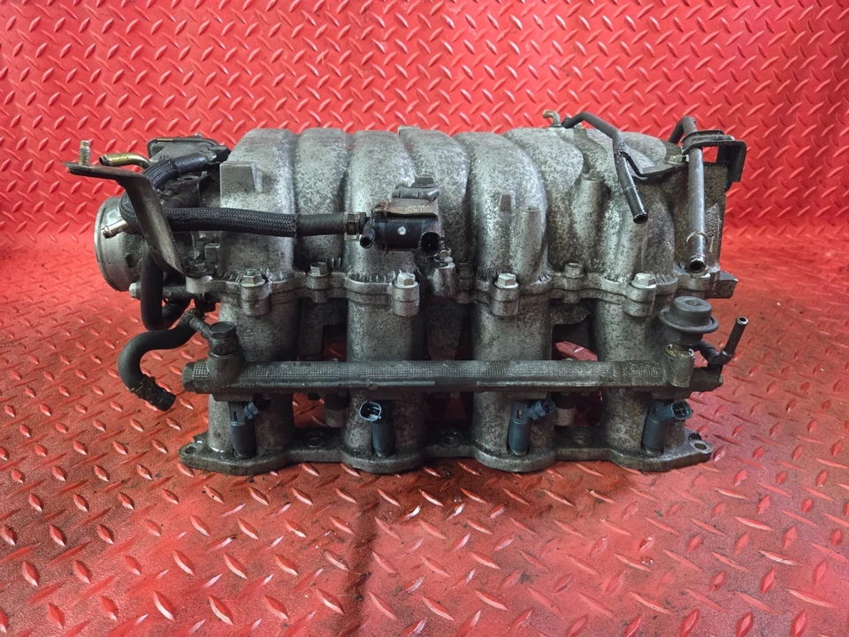 Colector de admisión 1998-2005 para Toyota Land Cruiser con acelerador inyector de riel de combustible Foto 4 de 4