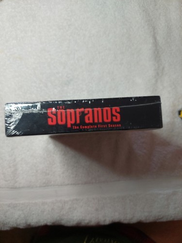 The Sopranos The Complete First Season DVD 2000 4-Disc Set DVD Collection Sealed - Picture 5 of 9