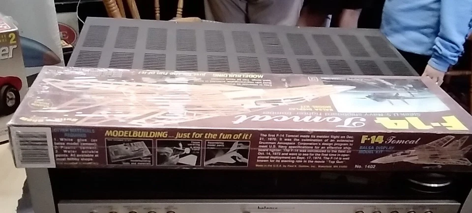 Guillow's Grumman F-14 Tomcat Airplane Balsa Wood Display Airplane Model Kit NIB - Image 4 of 4