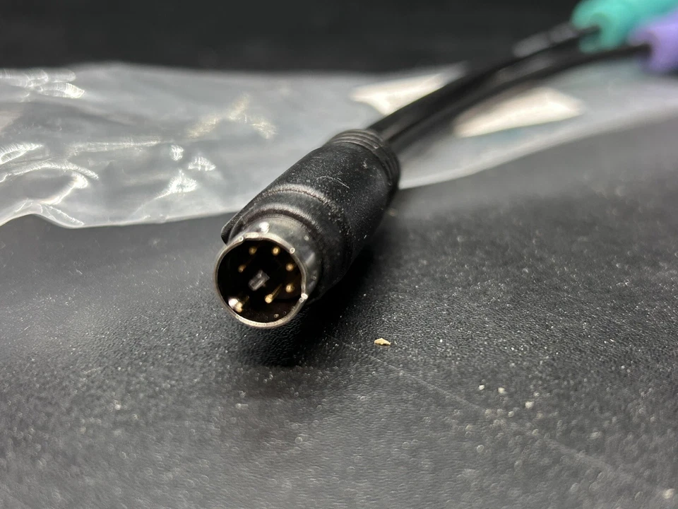 Dell DP/N 0D4002 PS/2 Mouse Keyboard Splitter Cable - Image 2 of 3