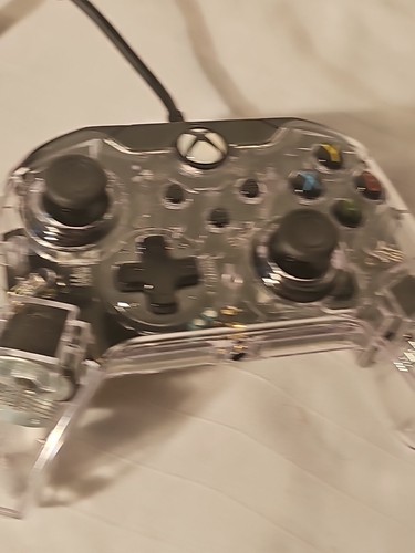 Afterglow Wired LED Controller for Xbox One Clear - UNTESTED for Parts - Picture 5 of 11