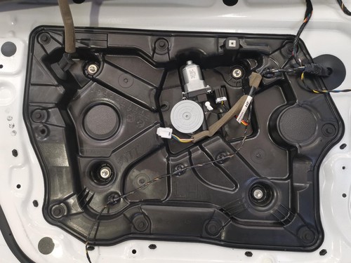RENAULT KALEOS LEFT FRONT WINDOW REG/MOTOR H45, DOOR REG ASSY (REG AND MOTOR), 0