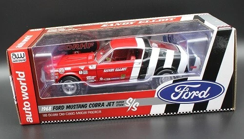 Ford Mustang Cobra Jet SANDY ELLIOT 1968 escala 1:18 Auto World embalaje original NUEVO - Imagen 2 de 12