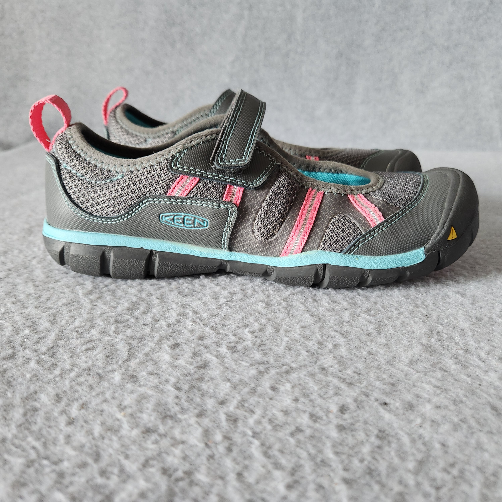 Scarpe sportive da passeggio Keen Monica Mary Jane arco sagomato grigio rosa bambini EU38 US5