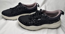 Vans UltraRange Neo Vr3 Animal Black Shoes Size 6 Men 7.5 Women Great Condition