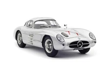 CMC Mercedes-Benz 300 SLR Coupe #T1, RAC Tourist Trophy 1955 1/18. M-245