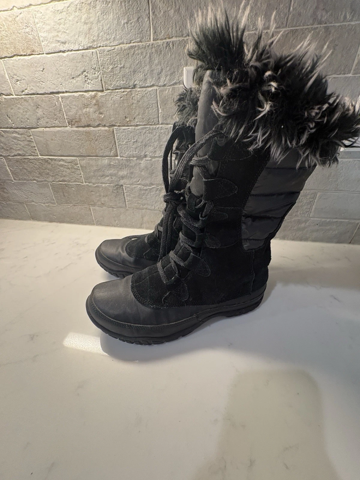 The North Face Women’s Winter Boots Size 6.5 Black Faux Fur Insulated Snow Boots
