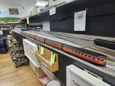 HO Daylight passenger car set. Athearn and other brand cars. READ DESCRIPTION!!!