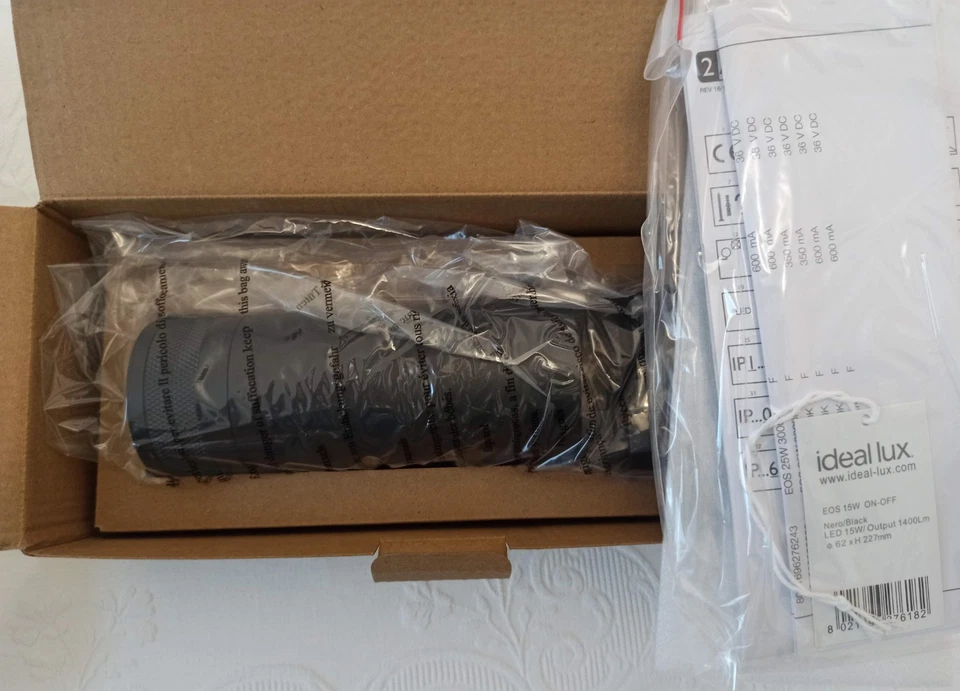 FARETTO PER INTERNO SU BINARIO IDEAL LUX EOS 15 W ON-OFF NERO  LED 1400 LM - Immagine 3 di 4