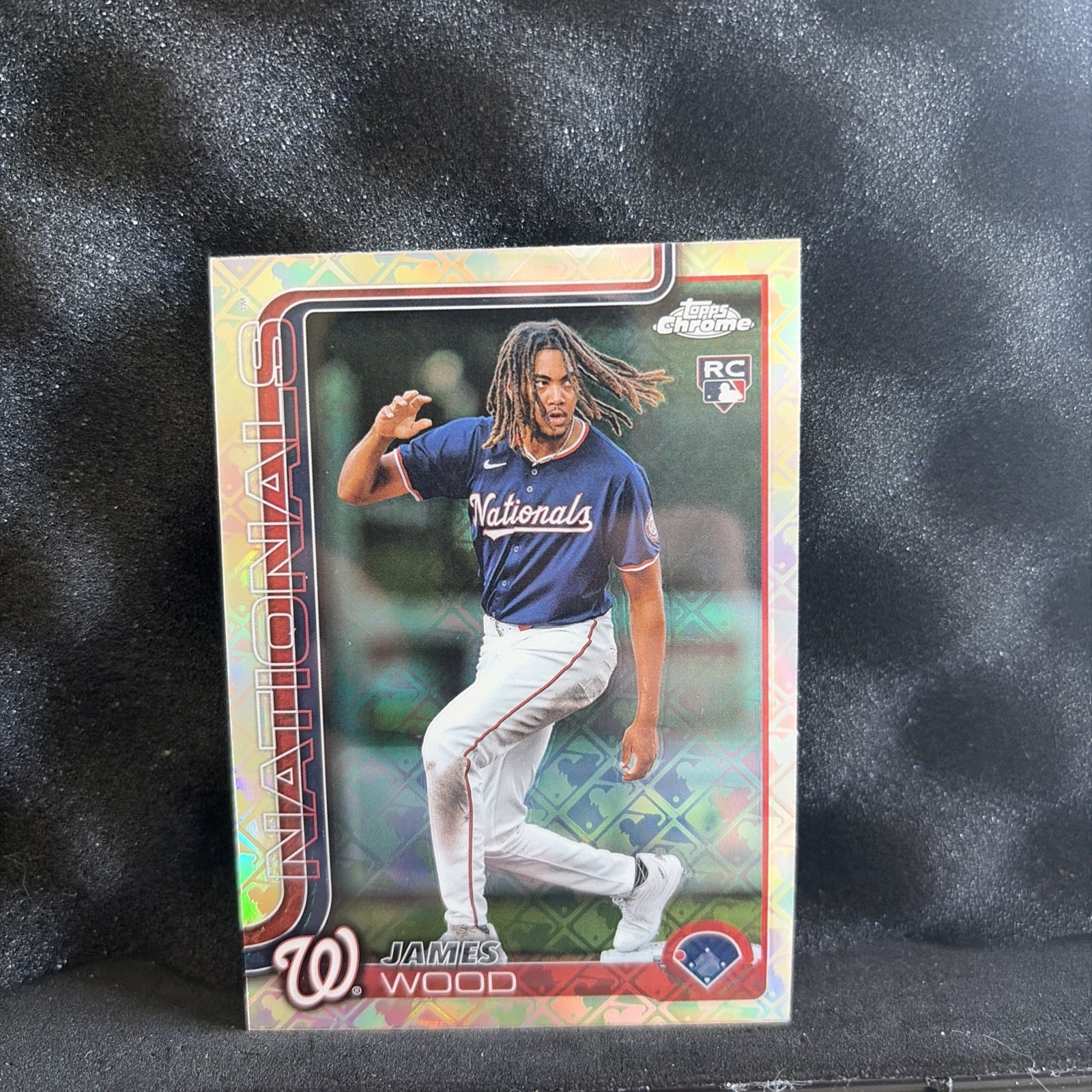2025 Topps Chrome Logofractor Edition - Image Variation James Wood #132 