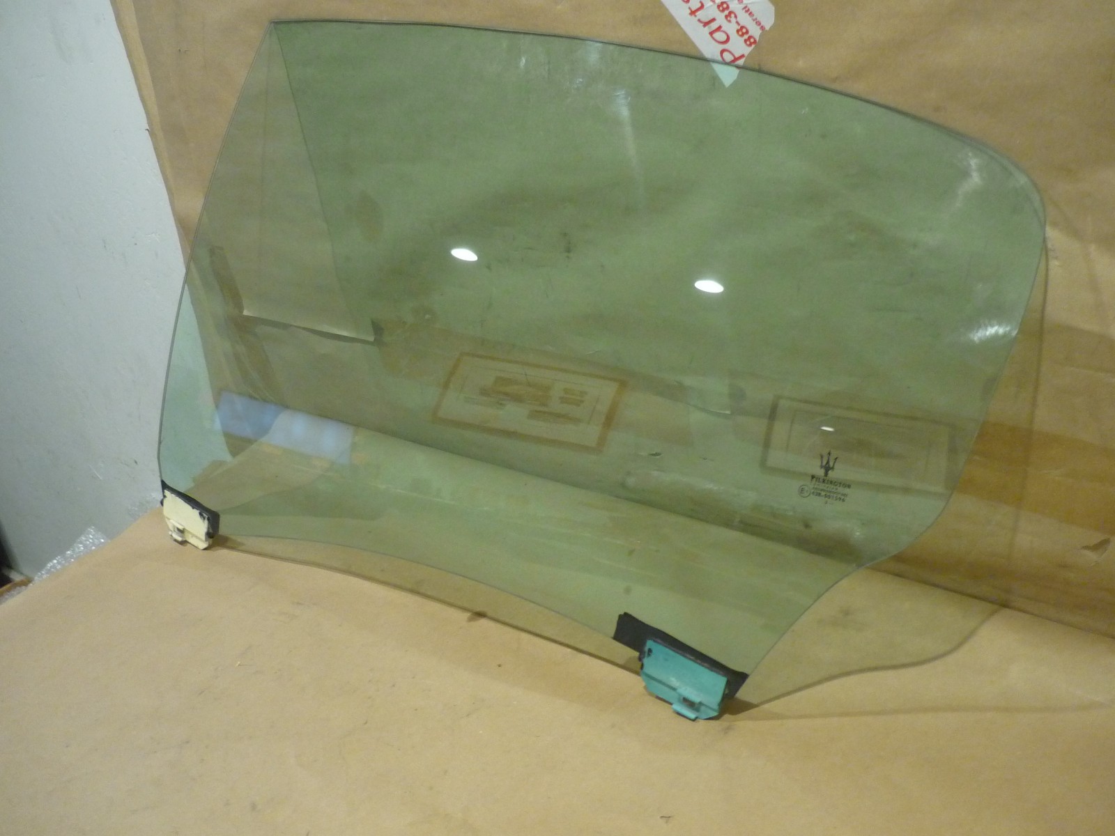 Maserati Quattroporte - LH Rear Door Glass - P/N 66550100