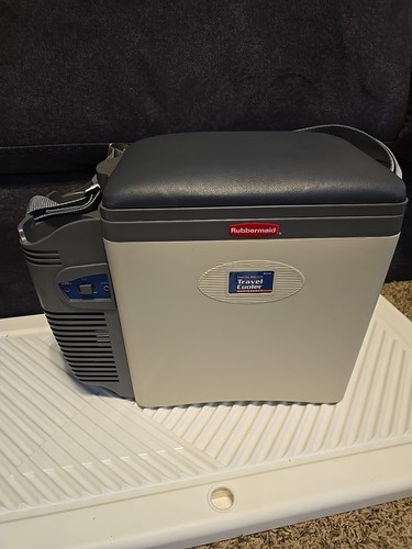 Rubbermaid Thermo-Electric 12V Travel Cooler & Warmer Tested & Working!