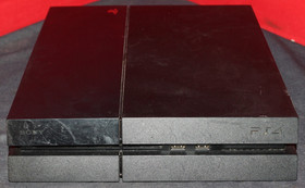 Sony PlayStation 4 PS4 (CUH-1115A) 500Gb With Controller and Cables AO4076606