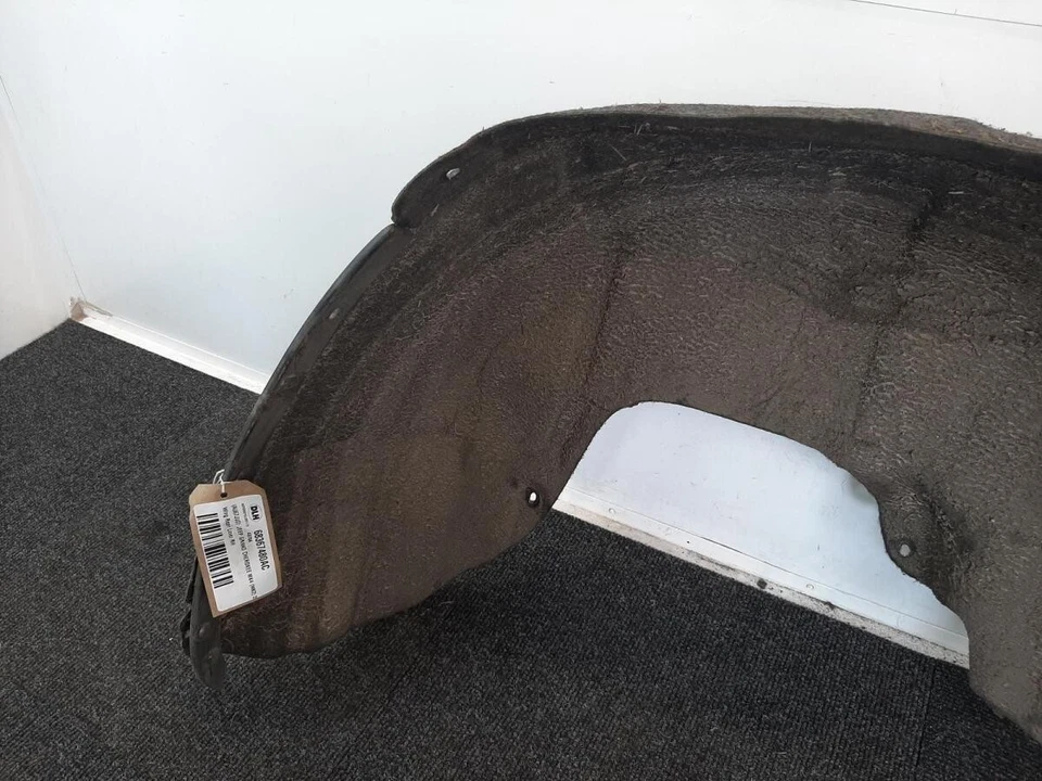 Right Rearinner Wing/liner Jeep Grand Cherokee Hemi Srt8 2014-2017 6417cc Petrol - Image 3 of 4