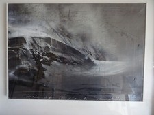 Jonathan GUAITAMACCHI; "British black round trip"; t.m. su carta intelata; 31x44