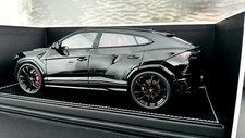 MR Collection Model Lamborghini URUS 1:18 Mod...
