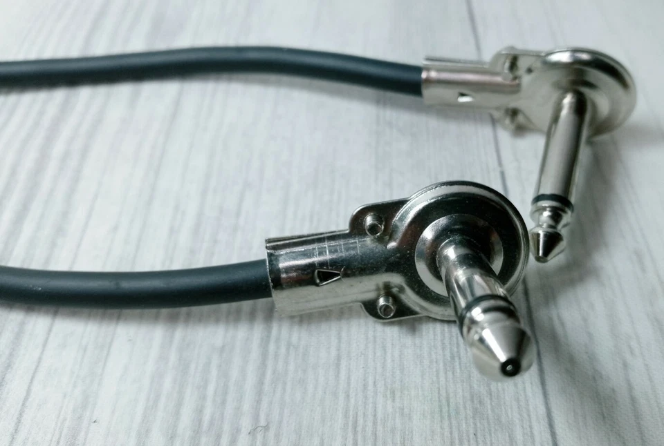 Lote de 2 cables de conexión para guitarra Hosa IRG-100.5 bajo perfil ángulo recto de 6" pulgadas  Foto 2 de 4