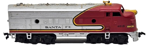 TYCO H0 Chessie System 4015 alimentato a Diesel motore Treno Locomotiva TYCO H0 Chessie System 4015 alimentato a Diesel motore Treno Locomotiva