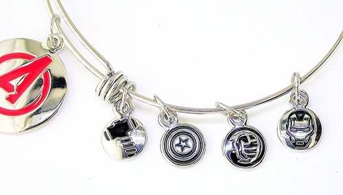 Marvel Comics Avengers Logo Symbol Bangle Bracelet - Picture 3 of 3