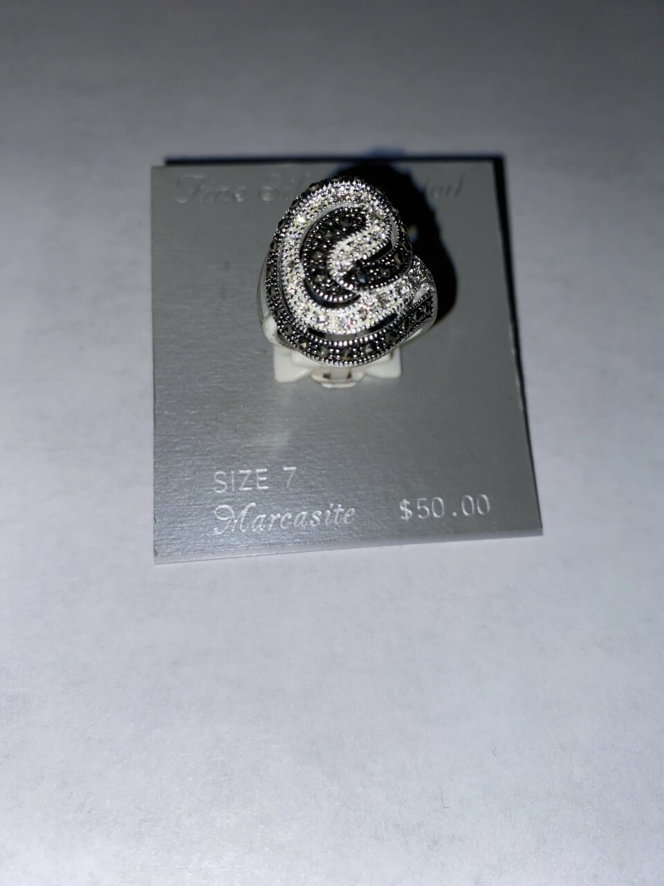 Picture 3 of 8