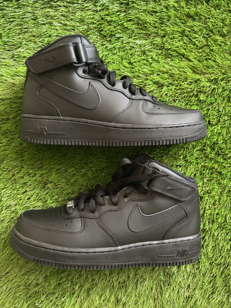 Preços baixos em Nike Air Force 1 Mid Black | eBay
