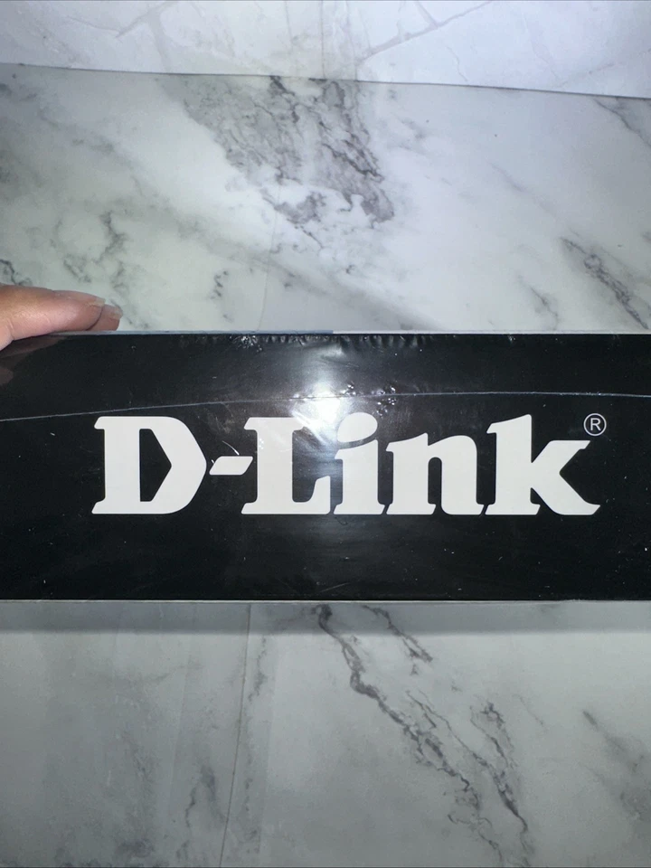 D-Link DIR-655 Xtreme N Gigabit Wireless Internet Wifi Router 802.11n - Image 3 of 4