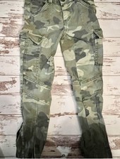 The Children  s place Girls Camo Pants 6 EUC