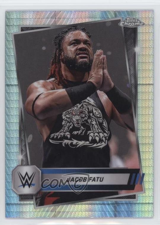2025 Topps Chrome WWE Prism Refractor Jacob Fatu #100 1m80