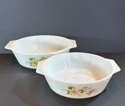 Vintage Pyrex Autumn Glory 2 x Auflaufformen 25 cm und 22 cm ohne Deckel