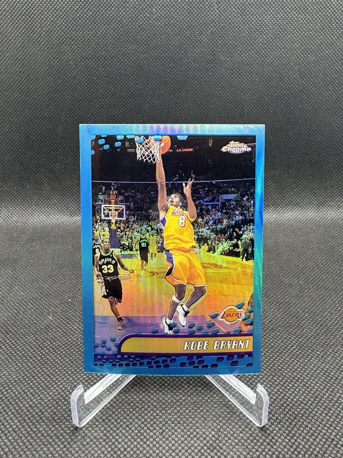 2001 Topps Chrome #50 Kobe Bryant Refractor