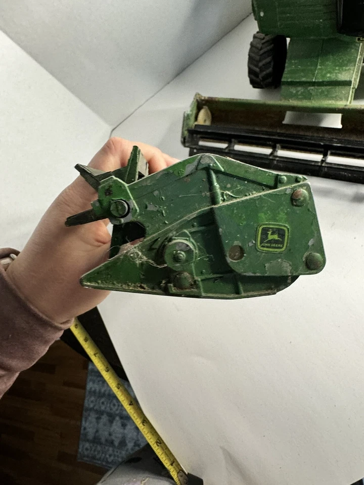 Combinación turbo John Deere Titon ERTL de colección de los años 80 con accesorio adicional Foto 4 de 4