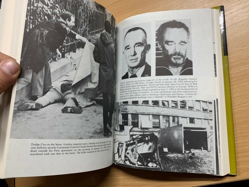 1987 "FIGHTING BACK - WINNING THE WAR AGAINST TERRORISM" USA HARDBACK BOOK (P4) - Picture 12 of 12