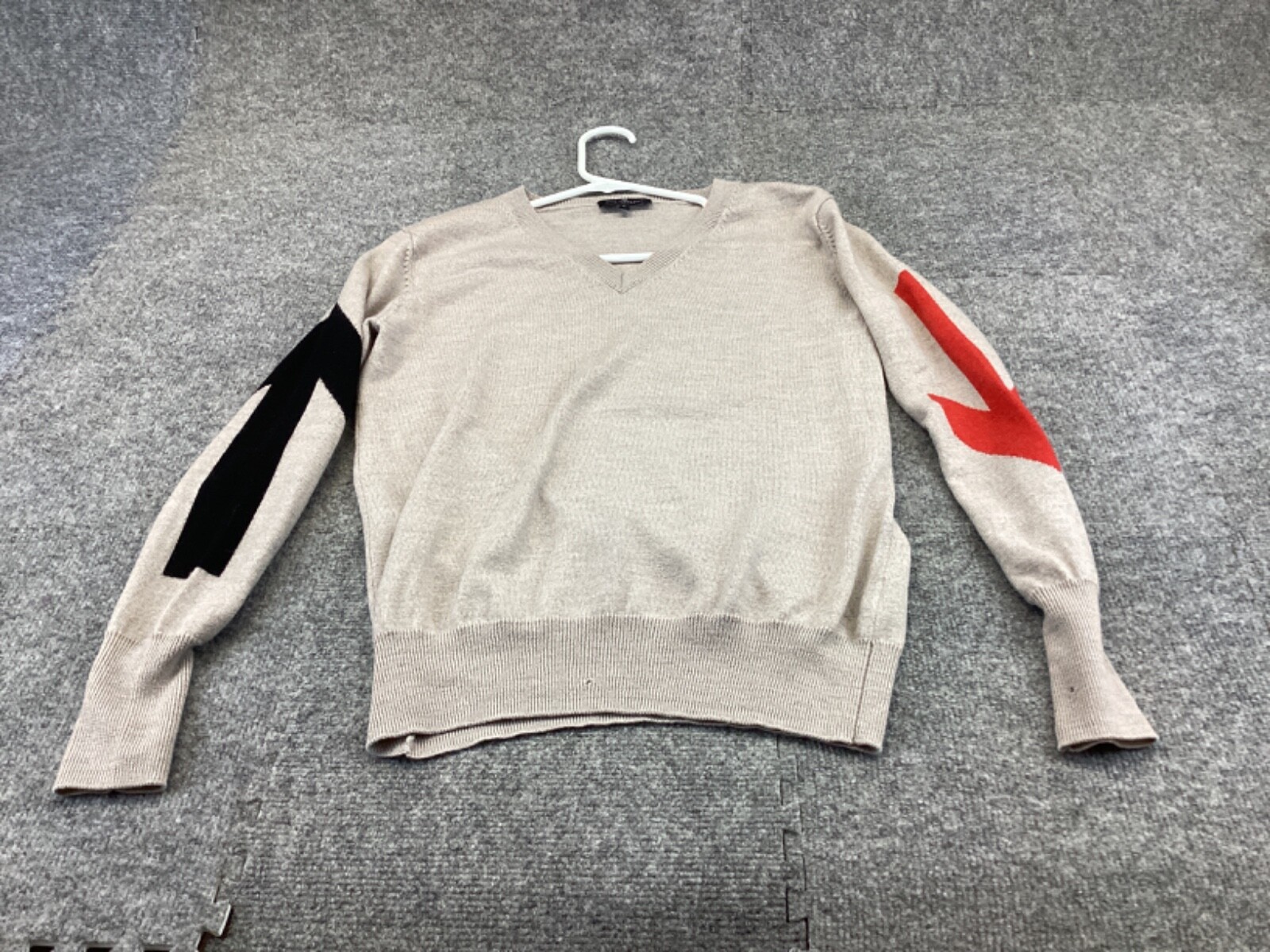 Anya Hindmarch Sweater Women’s Small Arrows Brown V neck Pullover