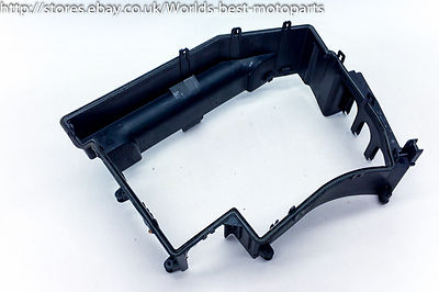 BMW E65 E66 730d FL (2C) 7 SERIES E-box Fuse box center section trim 7526469