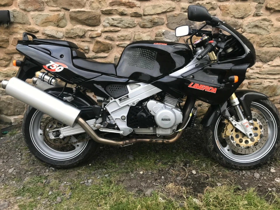 LAVERDA 750 S FUEL TANK PANEL LAVERDA 750 SPORT 1997 ZANE ERA - Image 2 of 4