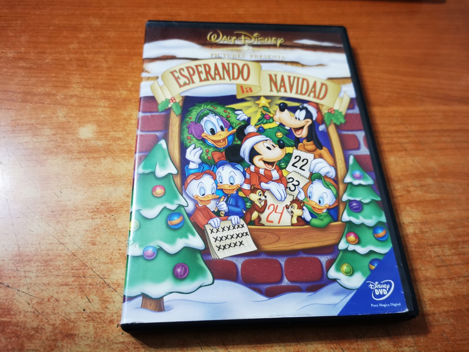 ESPERANDO LA NAVIDAD MICKEY GOOFY DONALD DVD AÑO 2002 DISNEY DIBUJOS ANIMADOS