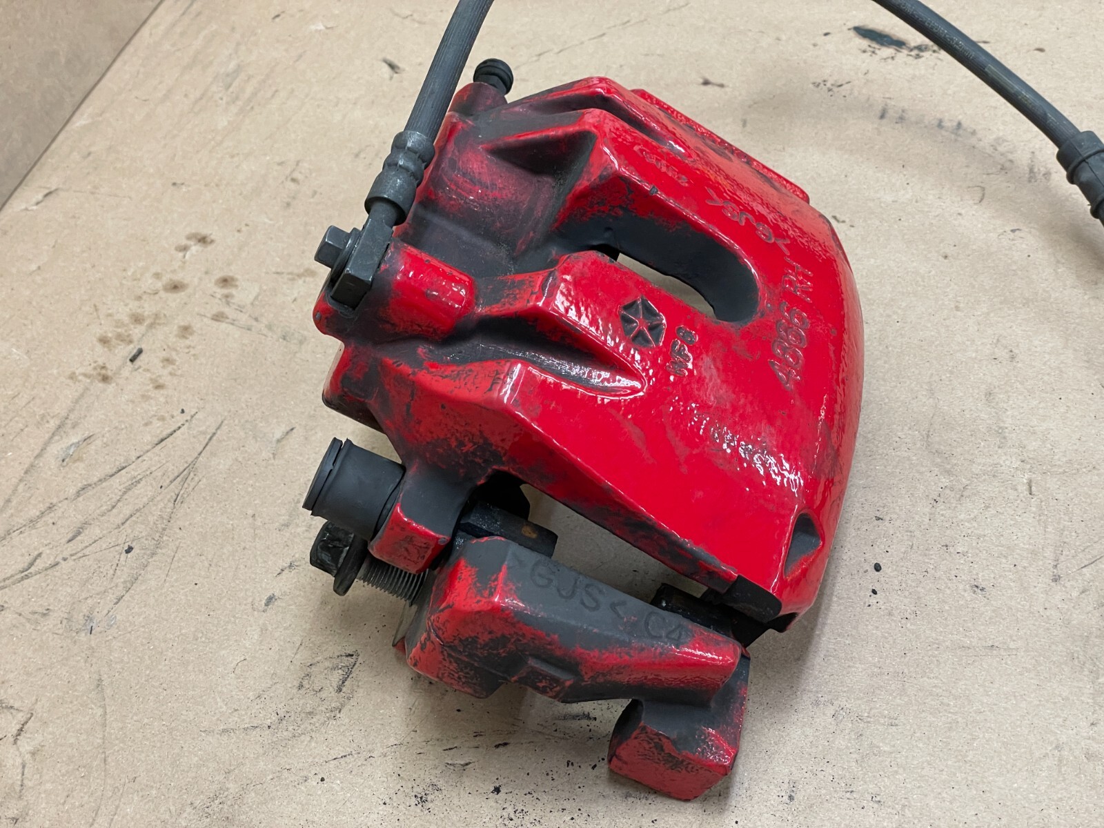 2017 2018 Maserati Levante Front Right Passenger Brake Caliper Red 1442 OEM