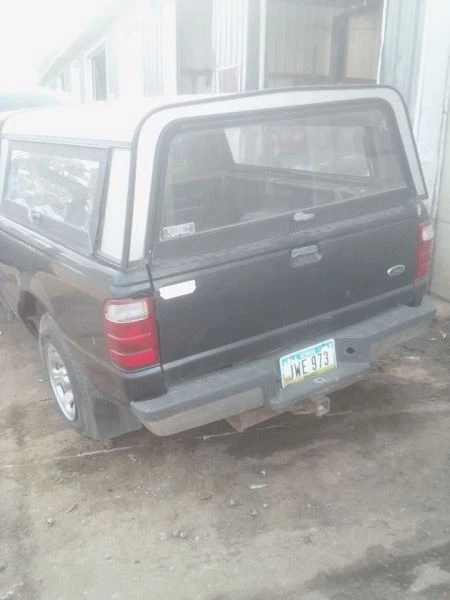 Radiador compatible con 00-08 MAZDA B-3000 2004541 Foto 3 de 4