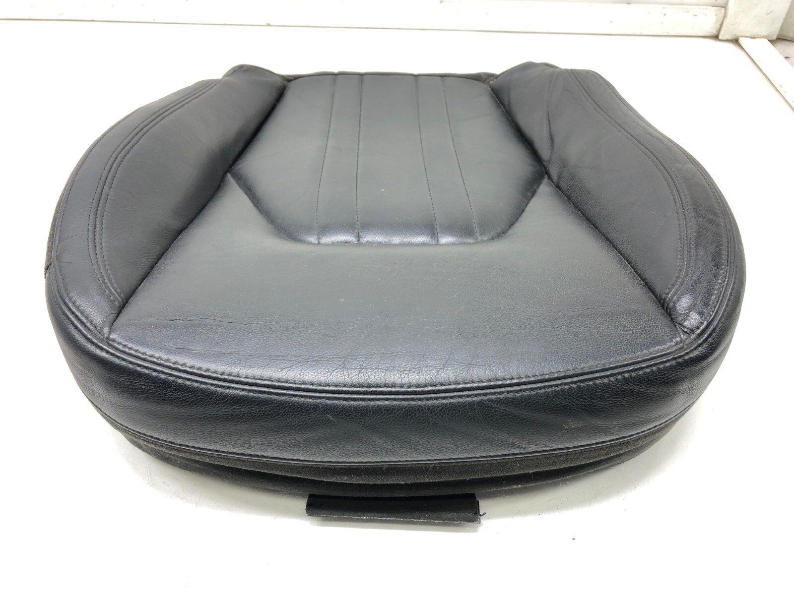 2014-2017 MASERATI GHIBLI LEFT DRIVER FRONT LOWER BOTTOM SEAT CUSHION OEM.