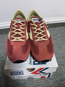 brooks vanguard trainers