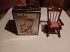 Saravel Pin Cushion chair