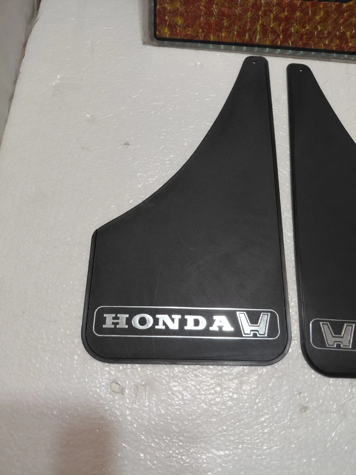 РЕДКАЯ 1980-Х ВИНТАЖНЫЙ НОВЫЙ HONDA БРЫЗГОВИКИ ПАРА И ПРИЗМАТИЧЕСКИЙ НОМЕРНОЙ ЗНАК - Изображение 3 из 4