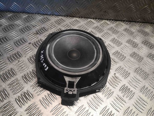BMW 5 E60 E61 LCI Fußraum Subwoofer 6929100