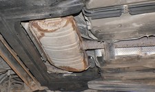 Audi A6 4B Auspuff Mittelschalldämpfer hinten 2,5 TDI 4B0253409BP