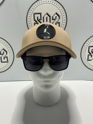 $30 Nike Air Jordan JUMPMAN Club H86 Rise Patch Hat Beige Black sz L/XL